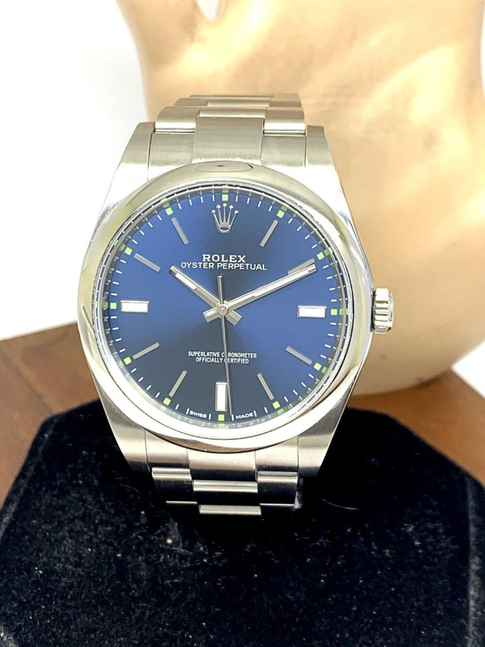 Rolex Oyster Perpetual Men's Watch 114300 Swiss Automatic Blue Dial Steel 39mm